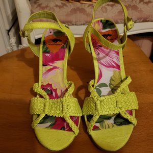 Rocket Dog neon/lime green sandled heels